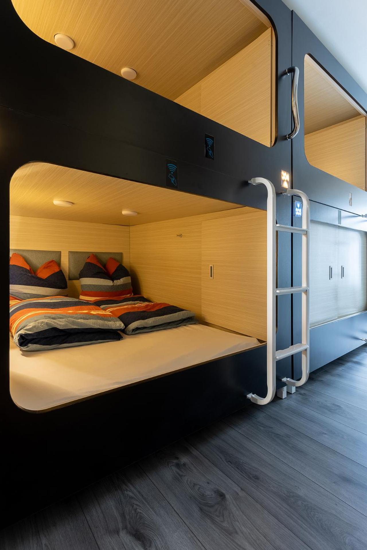 Mue Cubes Hotel Gundelfingen  Kültér fotó